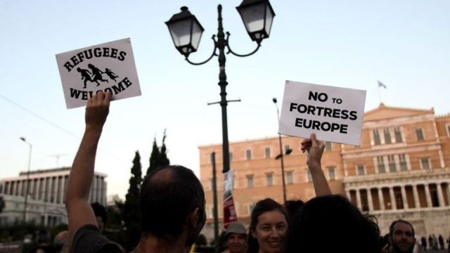 Αντιπολεμικές διαδηλώσεις σε όλη την Ελλάδα την Πέμπτη